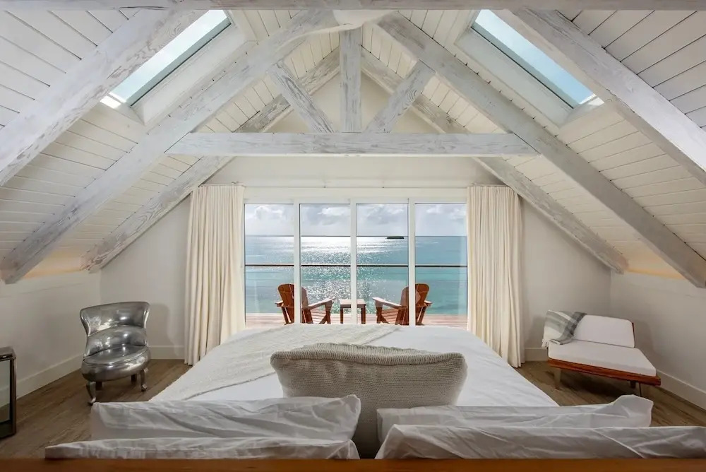 Touch Of Class Estate - A Caribbean Beachfront Estate 5 Bedroom Estate