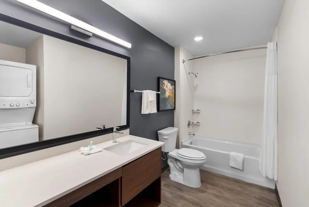 Everhome Suites Bastrop by Choice Hotels