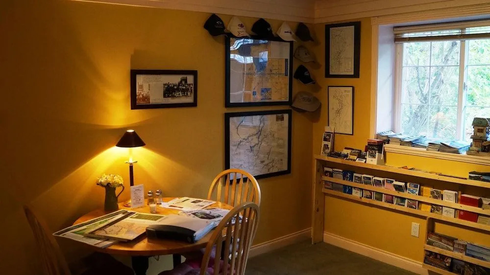 The Inn at the Ninth Hole Bed & Breakfast