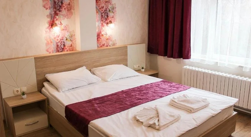 Hotel Ezeroto