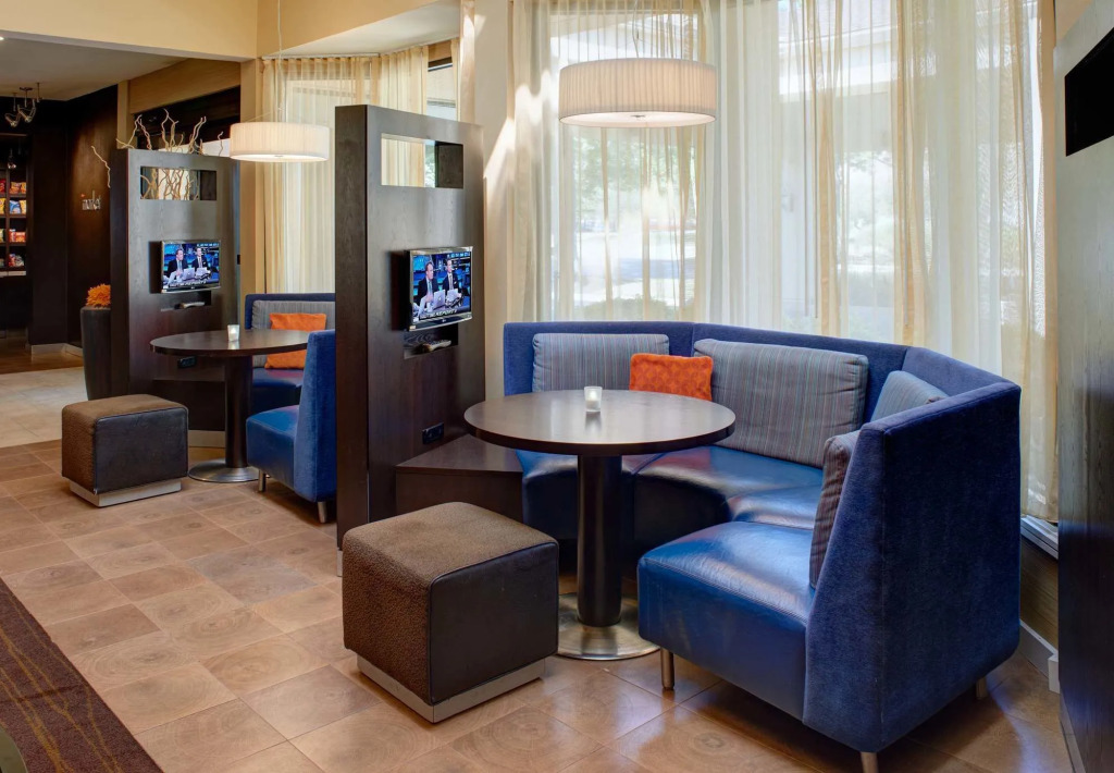 Courtyard Cincinnati Blue Ash