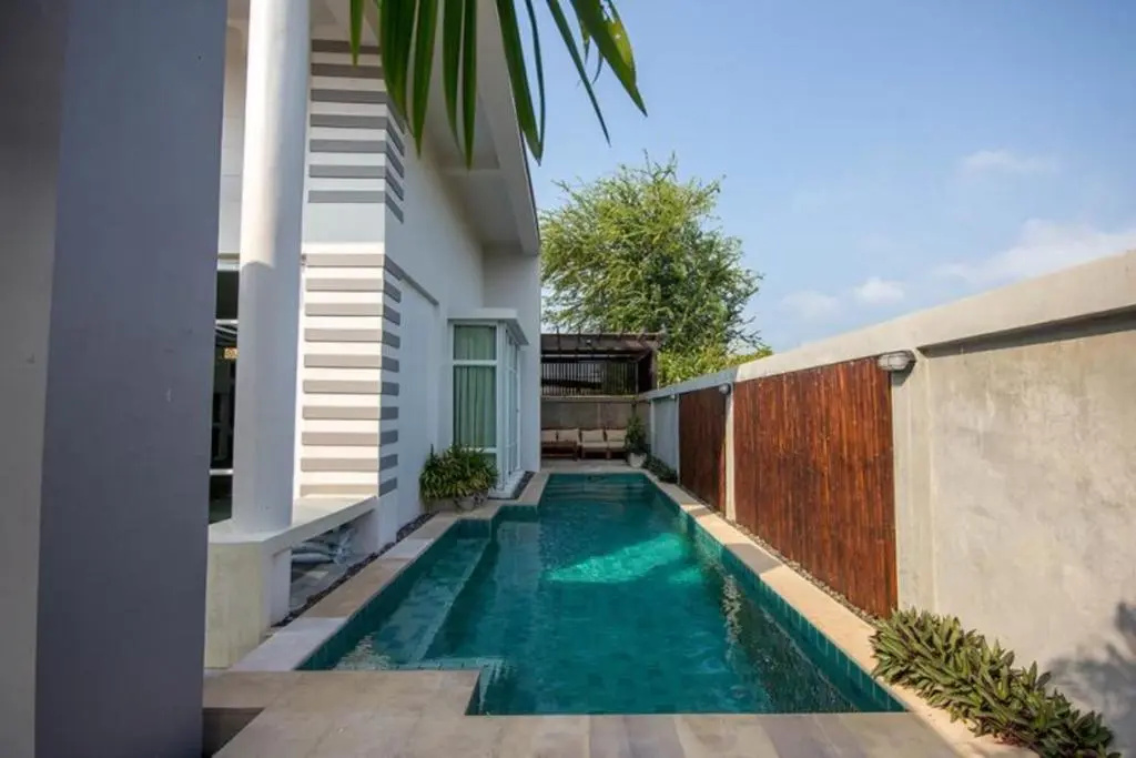Pranaluxery Pool Villa 1