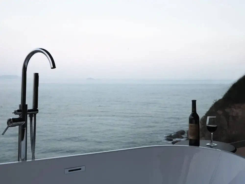 Qingdao Innland sea-view designer hot spring hotel