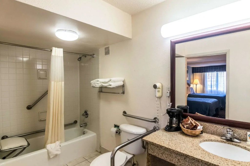 Texas Inn & Suites