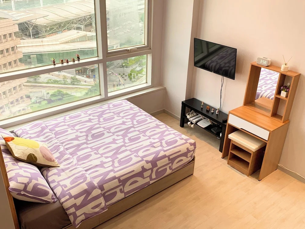 Travel House