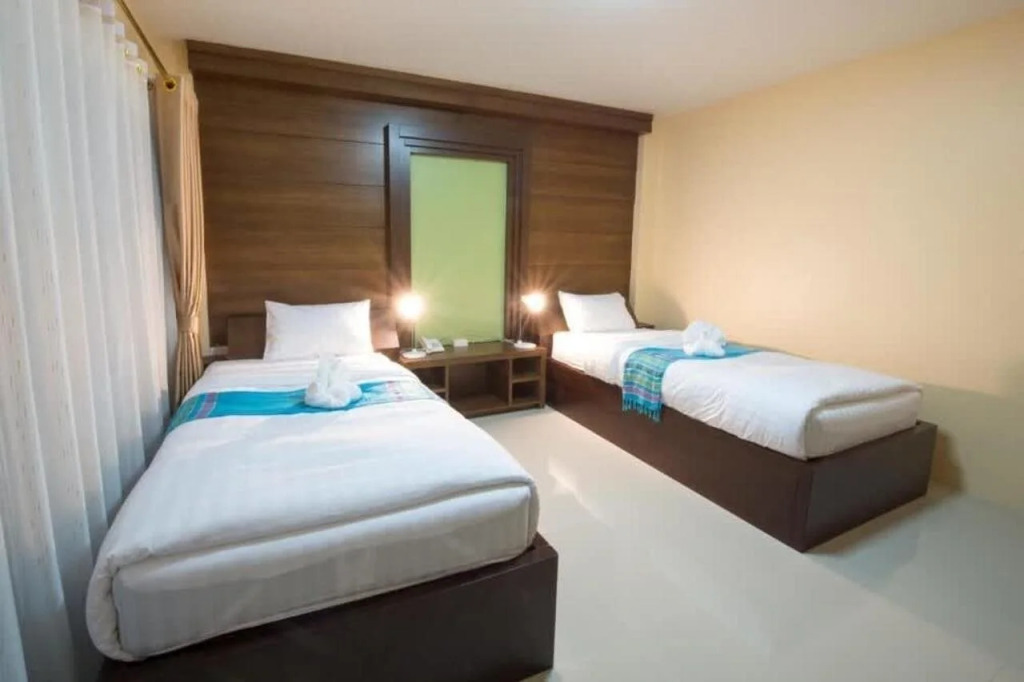 Bees Smile Hotel