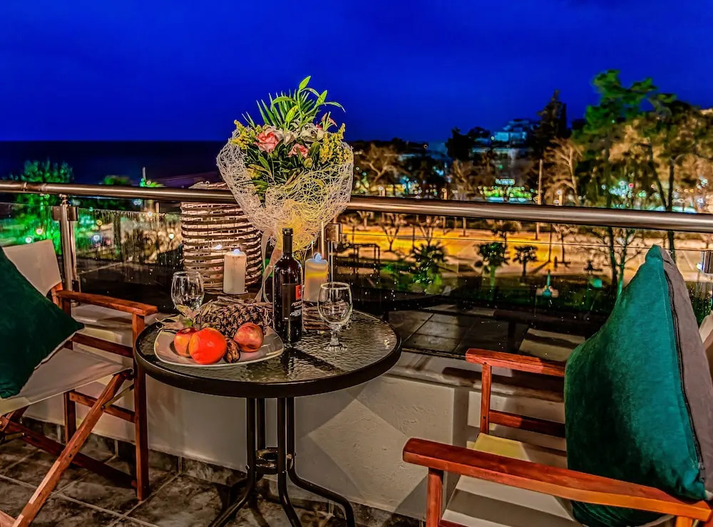 Aqua Mare Sea Side Rooms