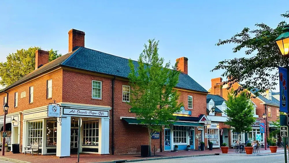Fife And Drum Inn