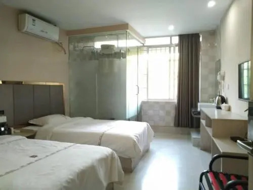 Jinqiao Express Hotel