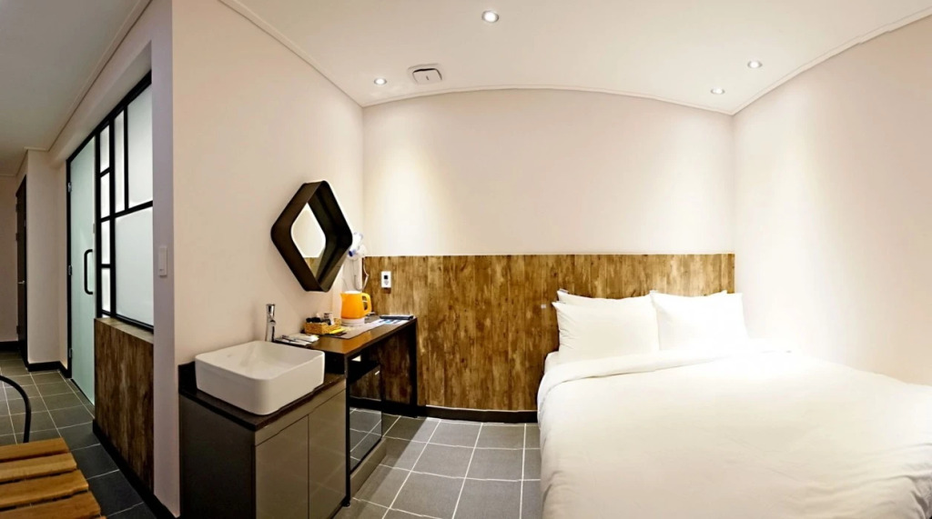 Hotel Millhaus Shinchon