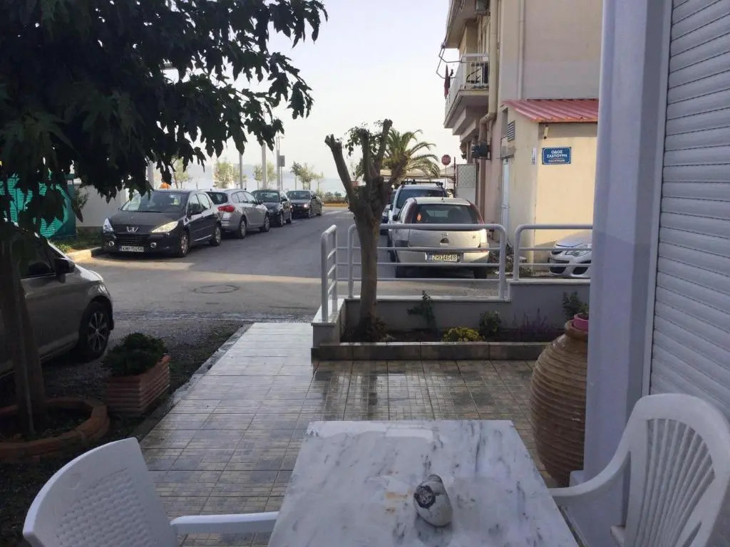 Seaside Studio 1 ( 30 meters from the beach )