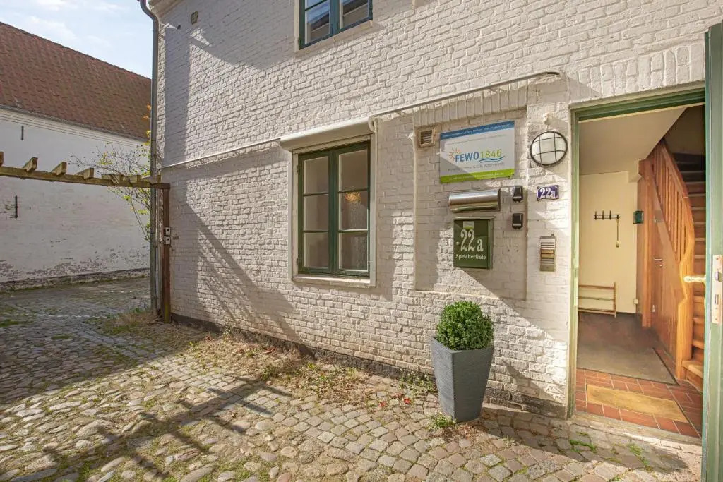 fewo1846 - Gerty Molzen - barrierearme 2-Zimmer-Wohnung mit Terrasse im Stadtzentrum