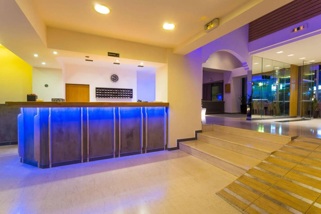 City Center Hotel