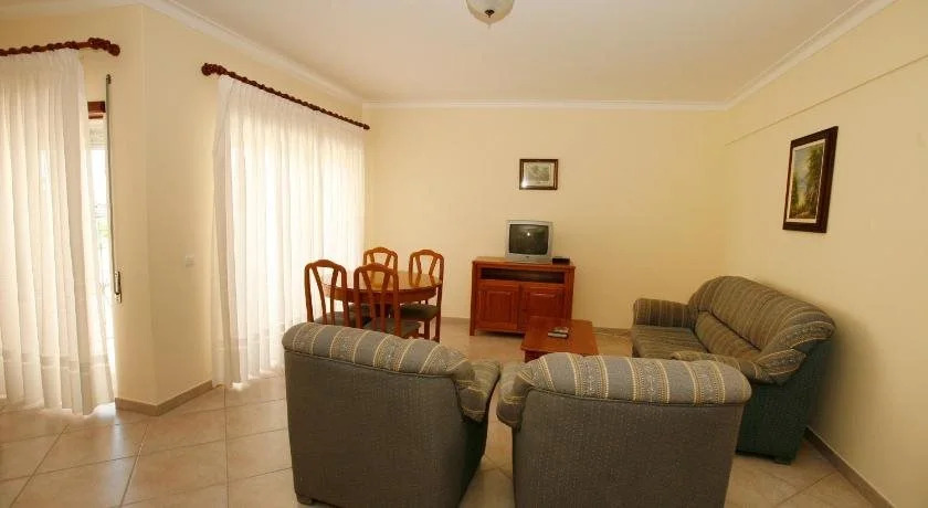 Apartamentos Coral do Vau