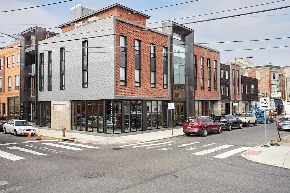 Sosuite at The Queen - Queen Village