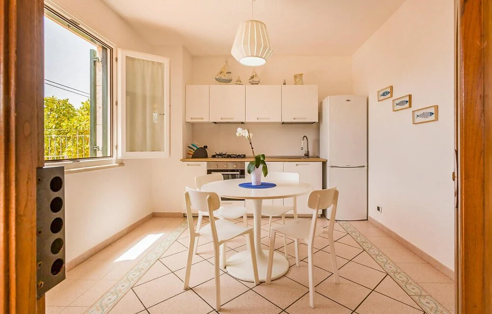 3 Bedroom Stunning Home In Marina Di Modica