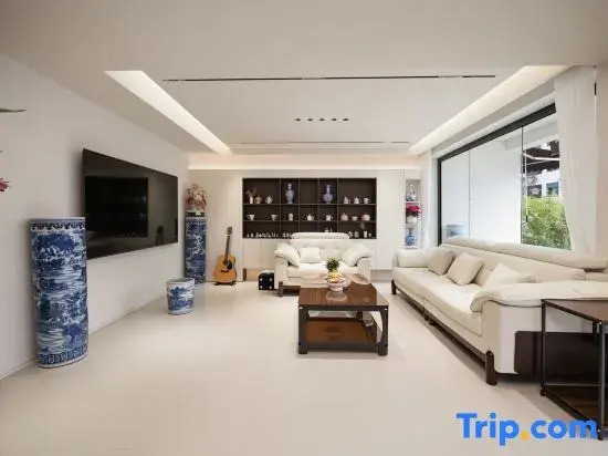 Qingying Flower Homestay (Taoxichuan Cultural and Creative Block)