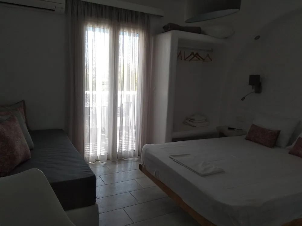 Nikoletta Studios