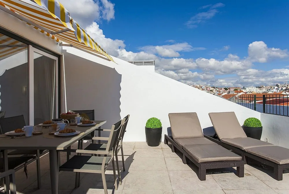 ALTIDO Downtown Duplex Terrace