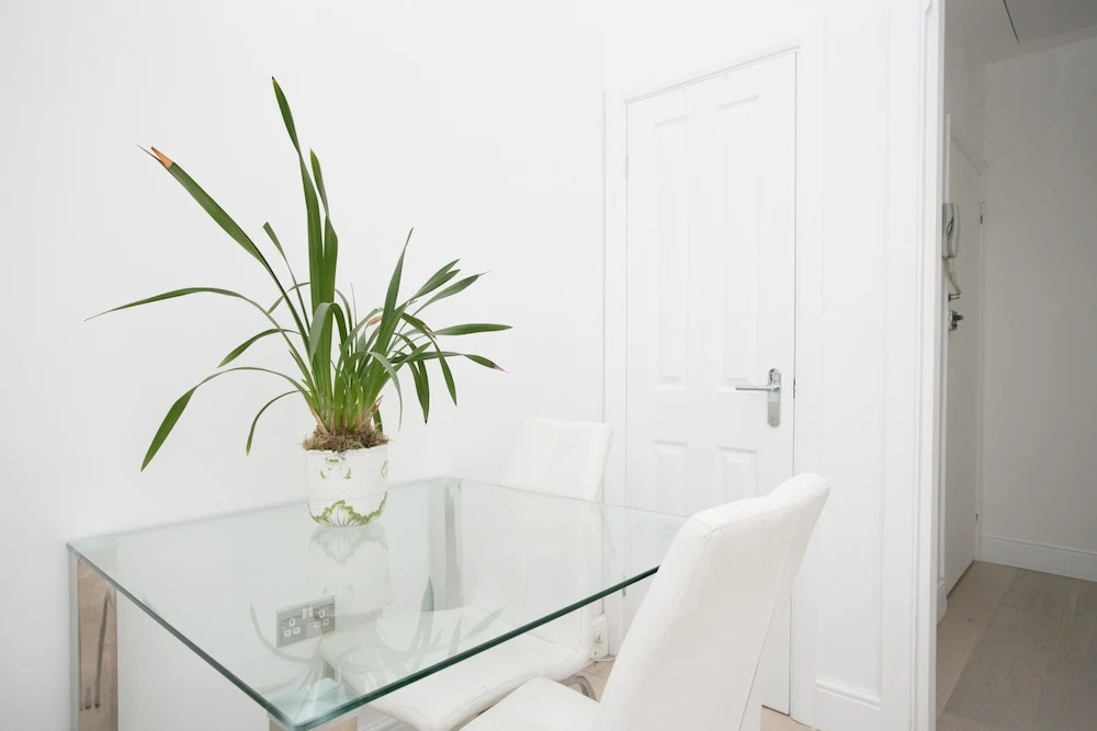 New Paddington Apartment Next to Hyde Park