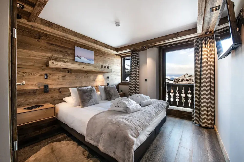 Manali Lodge by Alpine Resorts