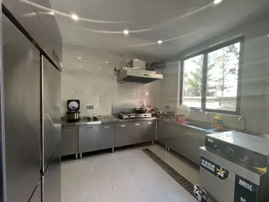 Hometown Lanyue Homestay (Shenzhen Jiaochangwei Seaside Plaza)(故里揽月民宿（深圳较场尾海滨广场店）)