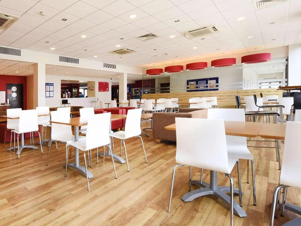 Travelodge London Excel Hotel