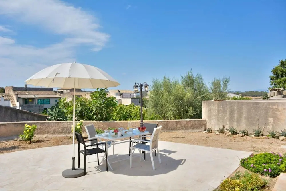 Sineu Mallorcan Renovated Holiday House