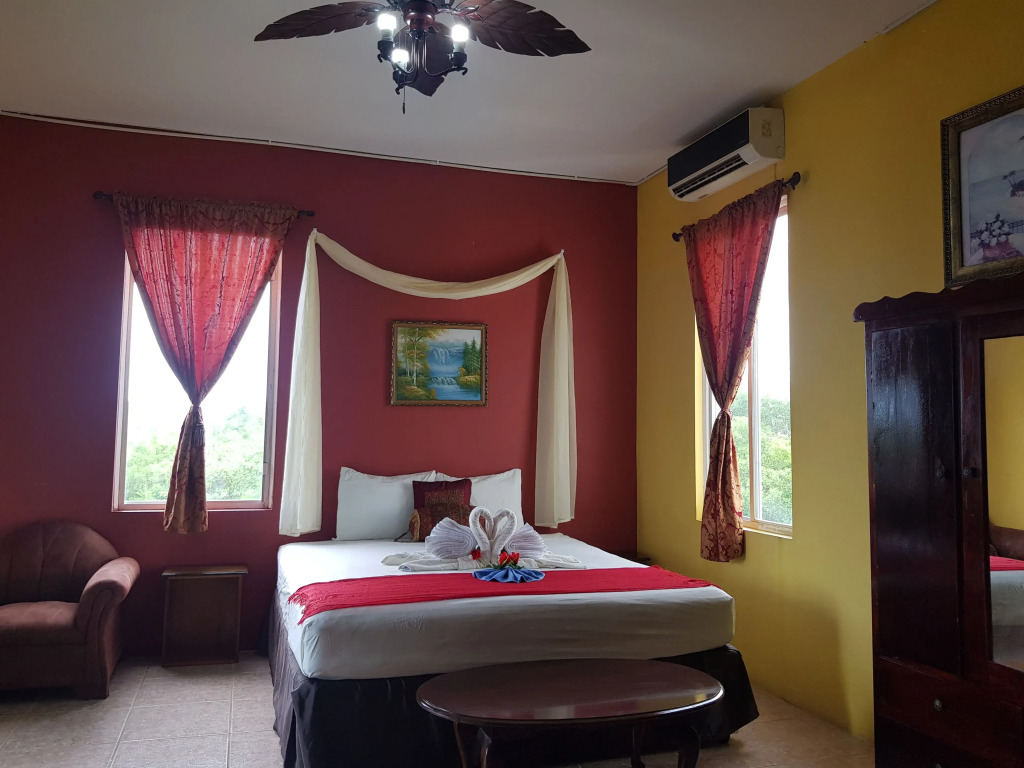 See Belize Sea View BAY Studio