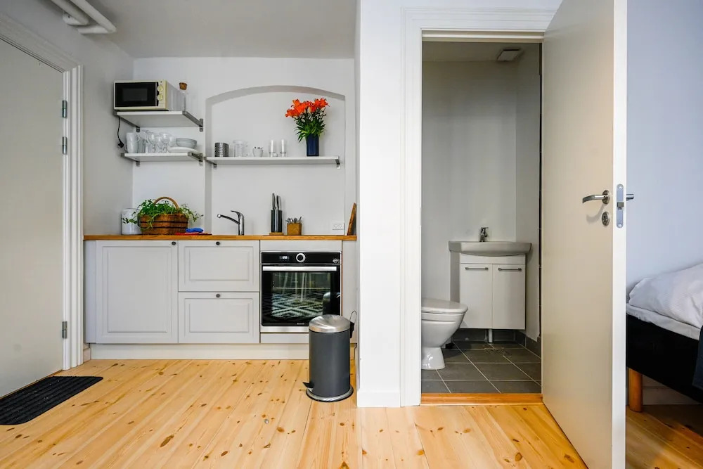 Lovely Studio Apartment Close to Tivoli Park