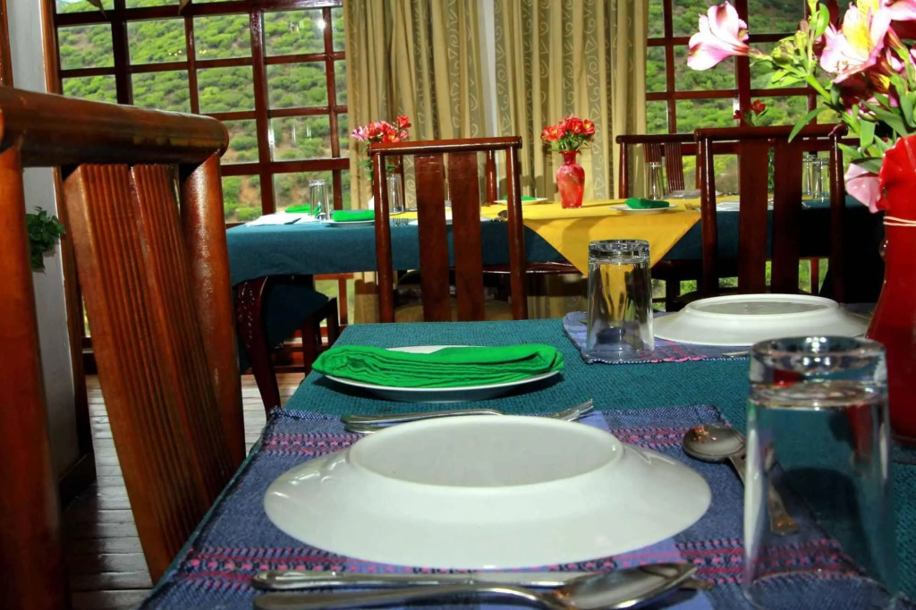 Green Forest Hotel