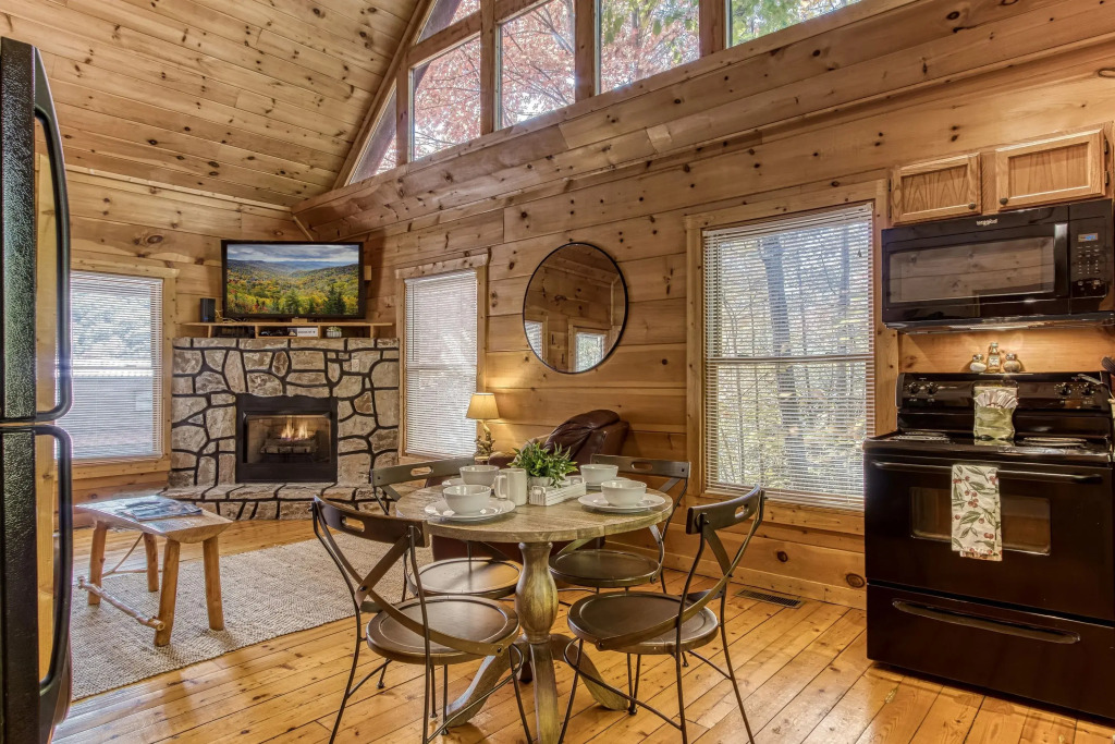 Whispering Pines by Beyond Expectations w Hot Tub