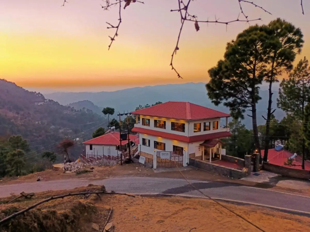 Boros Resorts Binsar