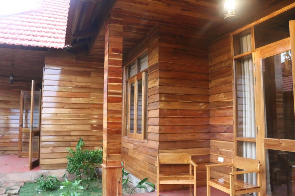 Green Ruby Villas
