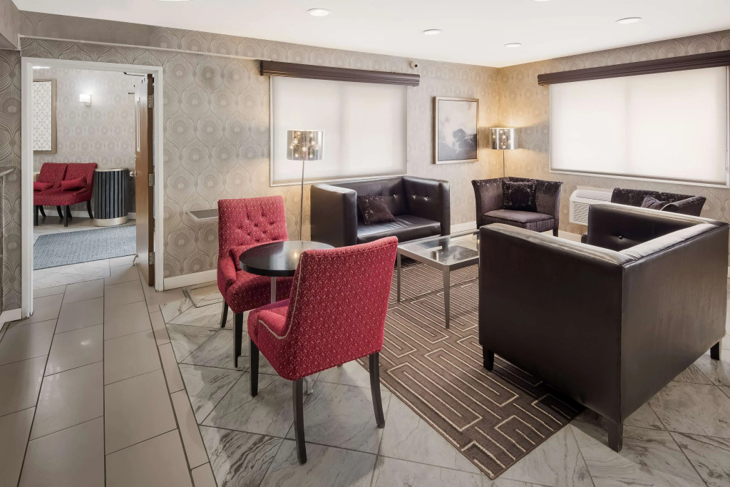 Best Western Riverside Inn