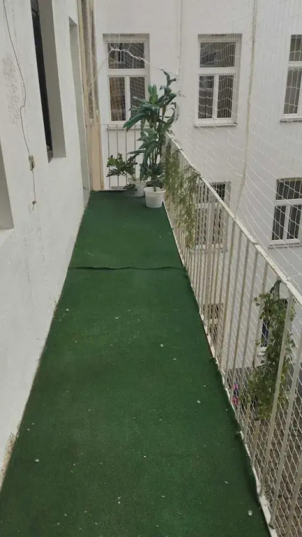 Affordable 1BR Apt Near Schönbrunn