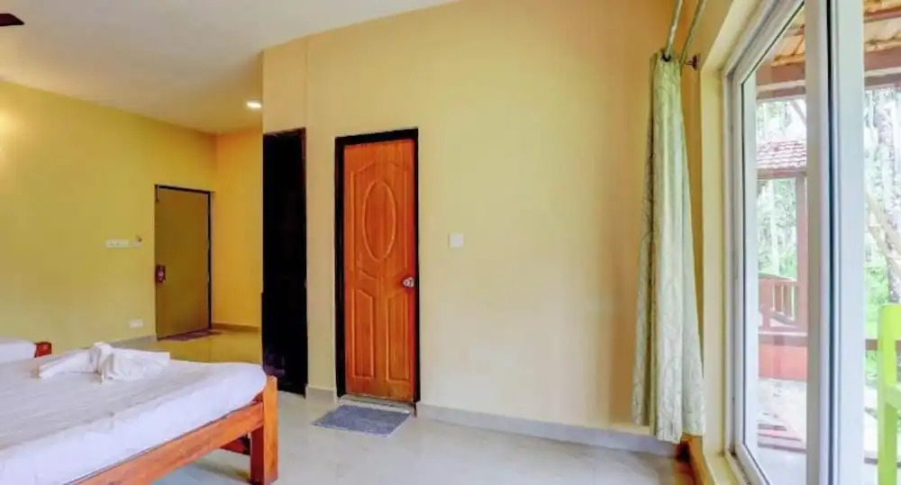 Lazo Areca Resort