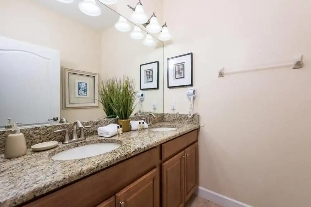 4899ct - Storey Lake 5 Bedroom Townhouse