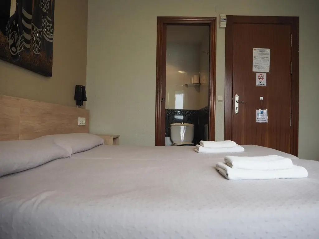 Hostal Acella