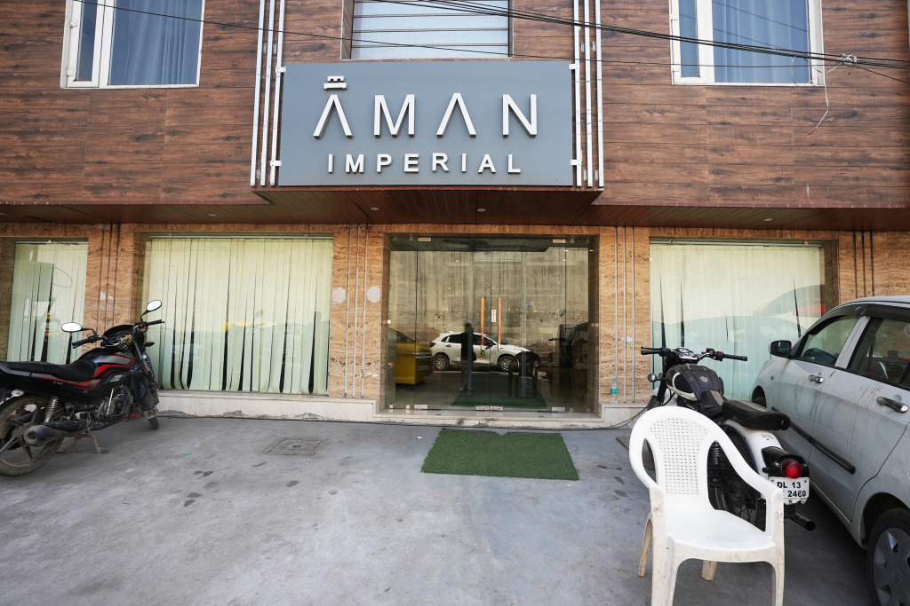 Hotel Aman Imperial Just a Minute Away From New Delhi Railway Station and Connaught place