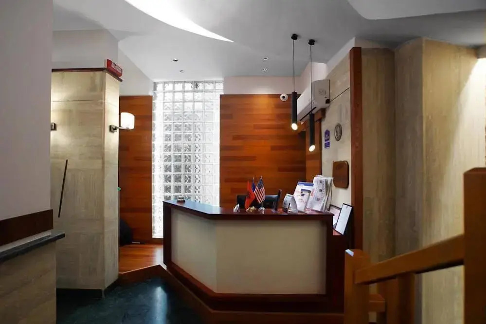 Nov Hotel