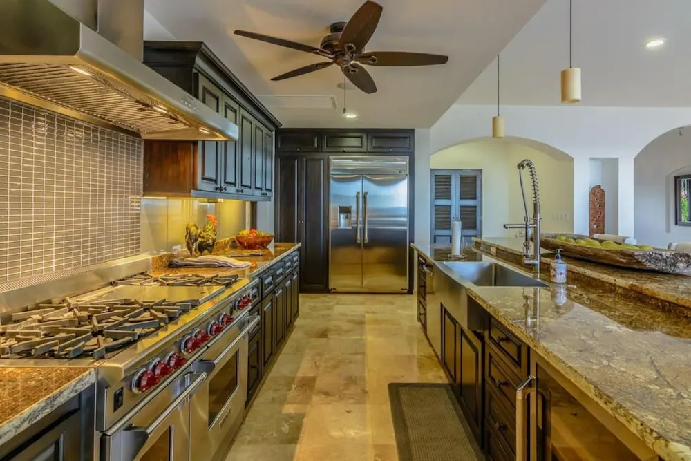 Ocean View with Beach Club Access, Villa Linda 32