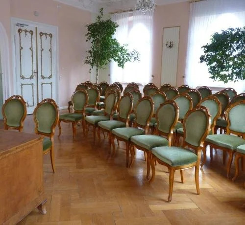 Eventlocation Mieten und Übernachten im Schloss nähe 07407 Rudolstadt