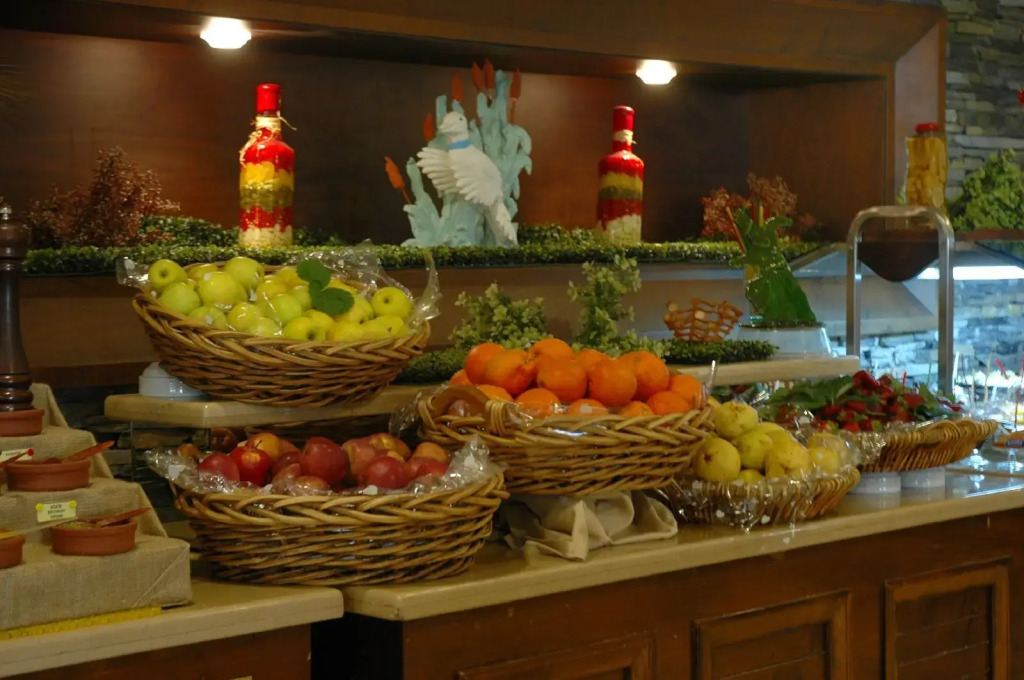 Курорт Meder Resort Hotel