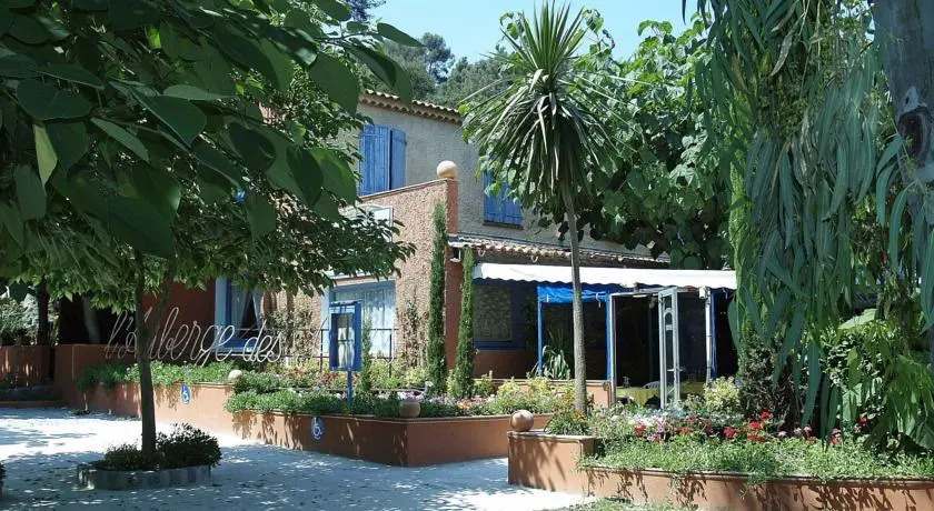 AUBERGE DES PINS