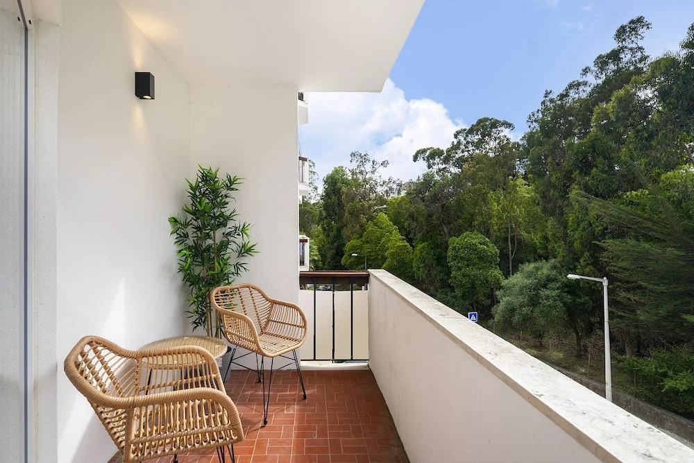 Chic & Stylish Retreat In Estoril'S Finest Location