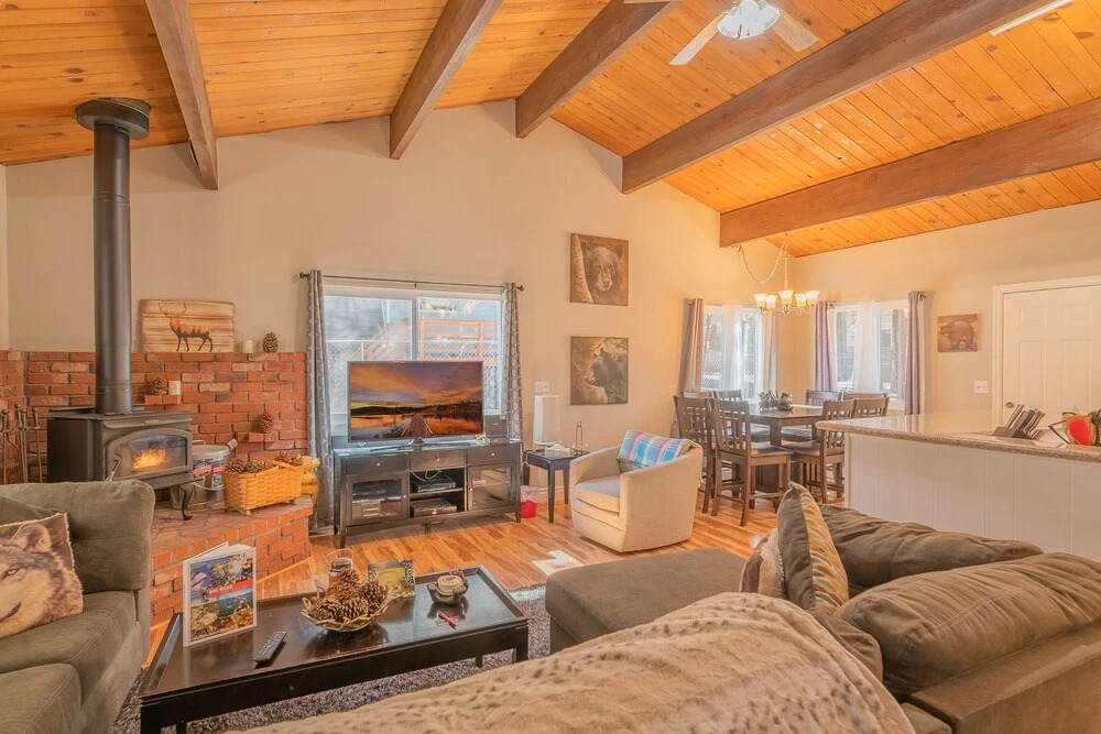 Summit Bearadise - Newly Remodeled And Minutes From Snow Summit Resort! 3 Bedroom Home