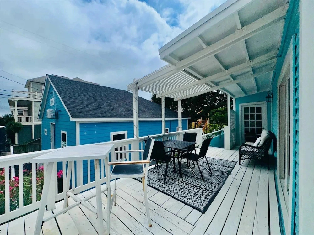 Sandy Toes Stay - Coastal 2bdr
