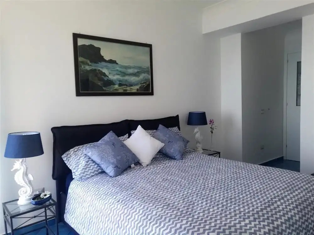 Mareluna Holiday Home