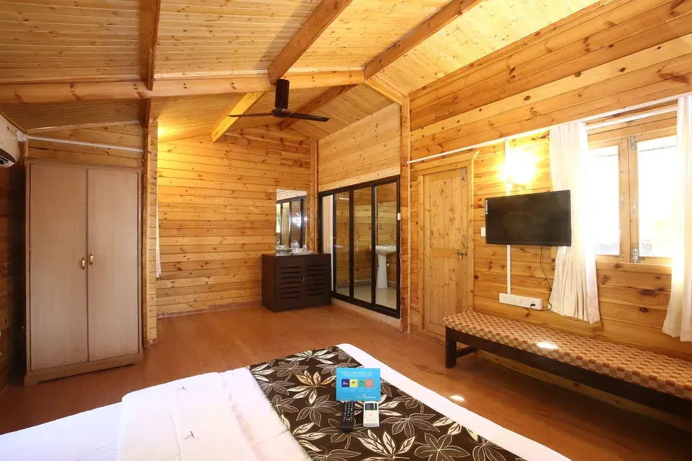 Pelomar Resort